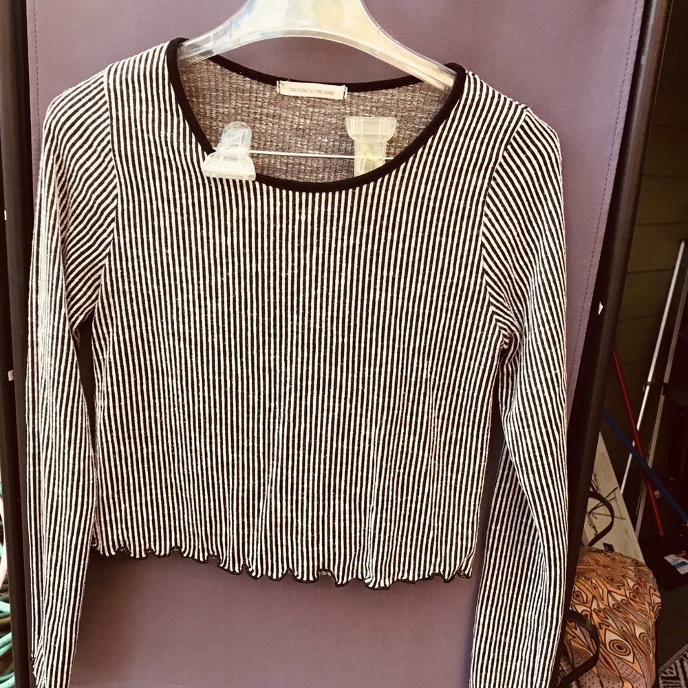 Long sleeve crop shirt black and white vertical stripes size large